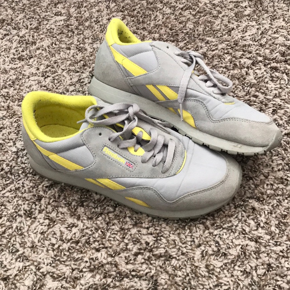 Reebok Tennis Shoes